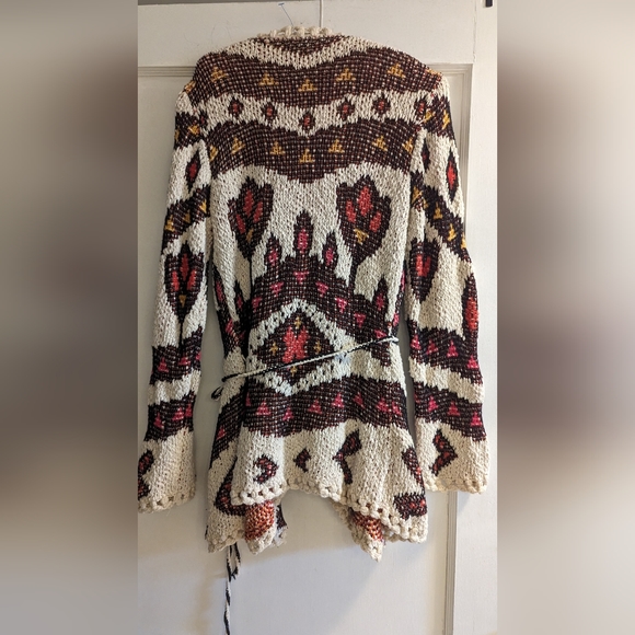 Ava Couture wrap sweater - Picture 2 of 6